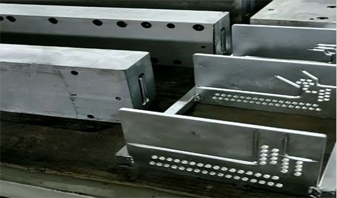 拉擠模具生產的原材料占比剖析